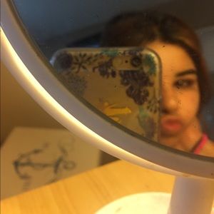 Meet your Posher, Priscilla